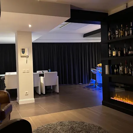 Luxe Apartment